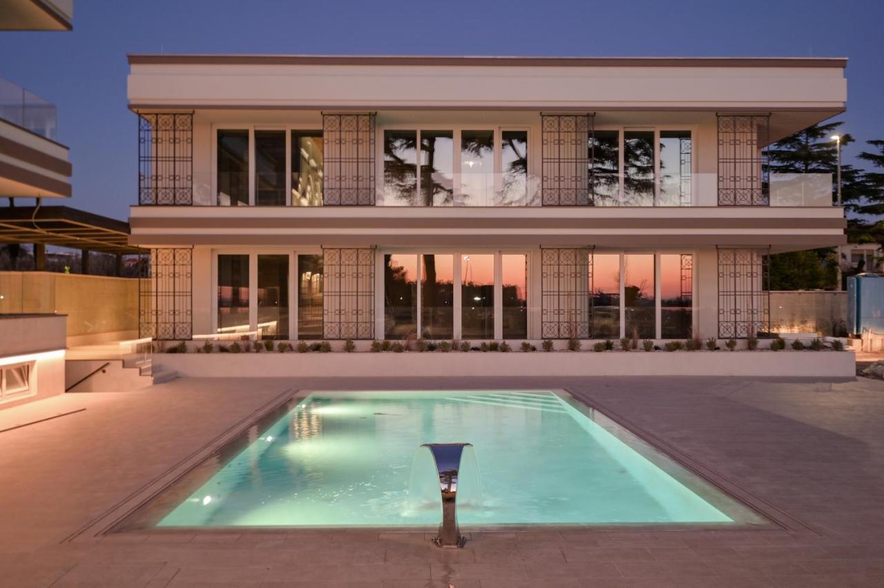 Palazzo Rainis Hotel & Spa - Small Luxury Hotel - Adults Only Novigrad Istria エクステリア 写真